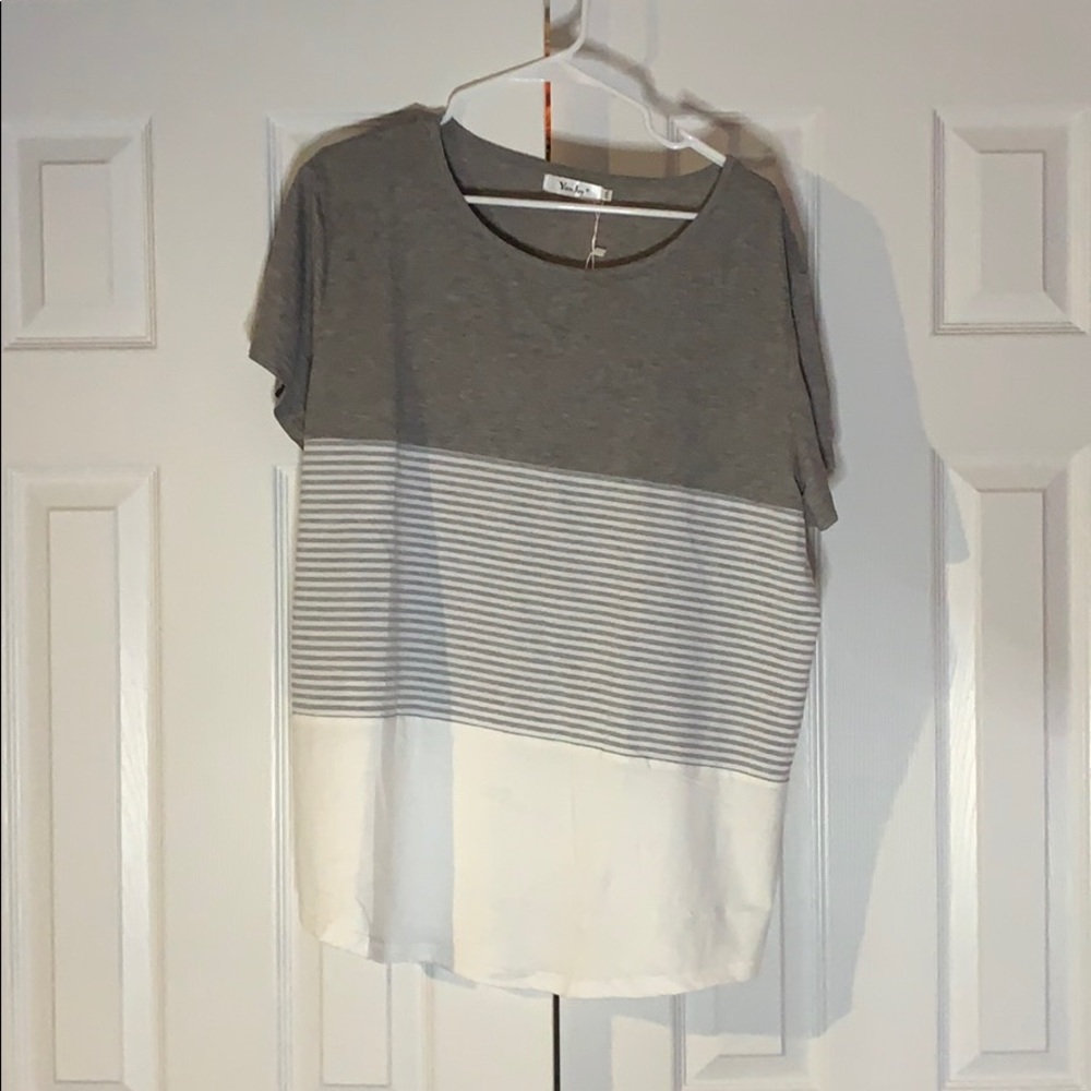 Color block T Shirt Gray and Whit Striped